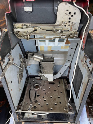 prim slot case.jpg
